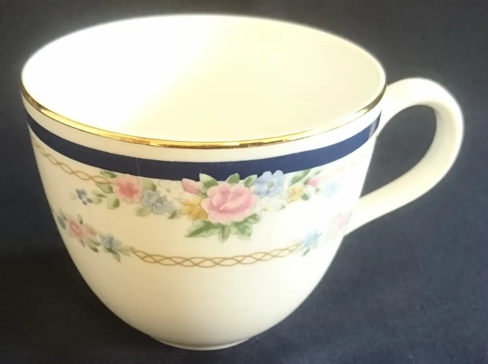2er Set 2er KAFFEEGEDECKE "Patricia" - Porzellan, Goldrand Flora Rosenblumen Kettenglieder Motiv Dekor
