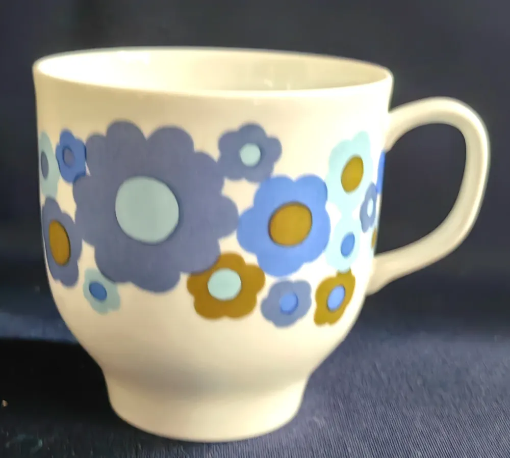 2er Set MOCCA~ KAFFEETASSEN - Porzellan, Flora Blumenblüten Pflanzen Motiv Dekor