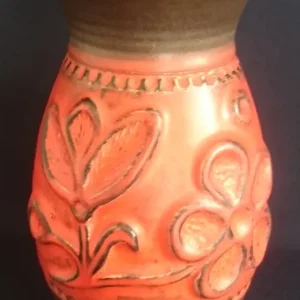 BLUMENVASE - Keramik / Steingut, Abstrakt Wellen Flora Blumenblüten Pflanzen Motiv Dekor