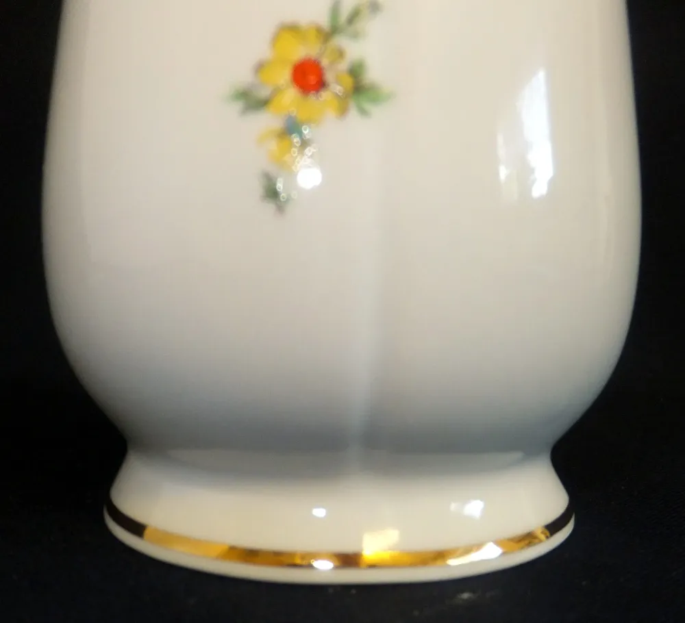 BLUMENVASE - Porzellan, Goldrand Flora Blumenblüten Pflanzen Motiv Dekor