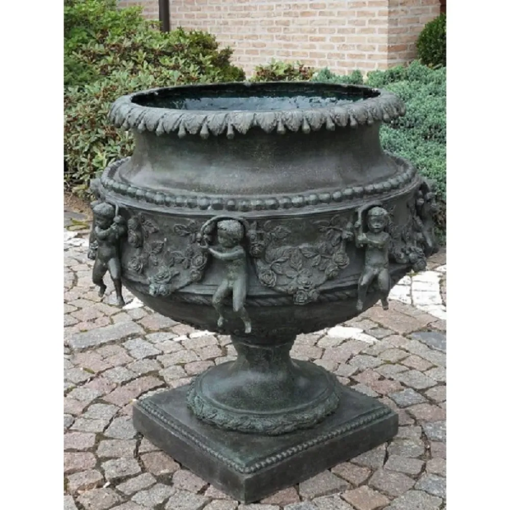 Bronzeskulptur Große Vase mit Engeln 76x65x65cm (HxBxL)
