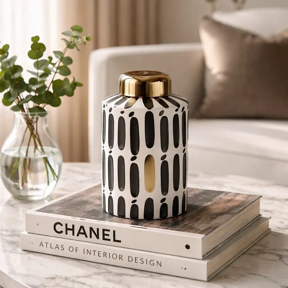 Design-Vase „Graphic Chic“ – Schwarz-Weiß mit Golddeckel