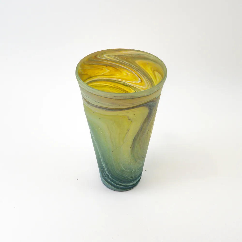 Hebron Vase Limetten Grün – Recyceltes Glas & Handgeblasen