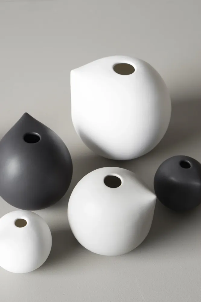 NIB Vase mittel mole