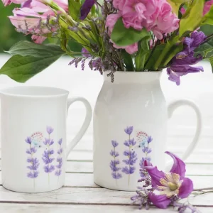Set aus Porzellantasse und passender Vase/Kännchen "Lavendel mit Schmetterling"