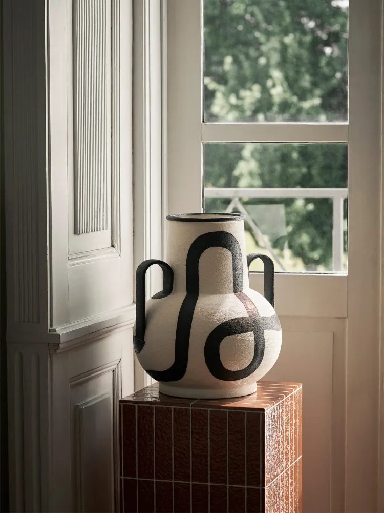 Trace Vase - Off-white