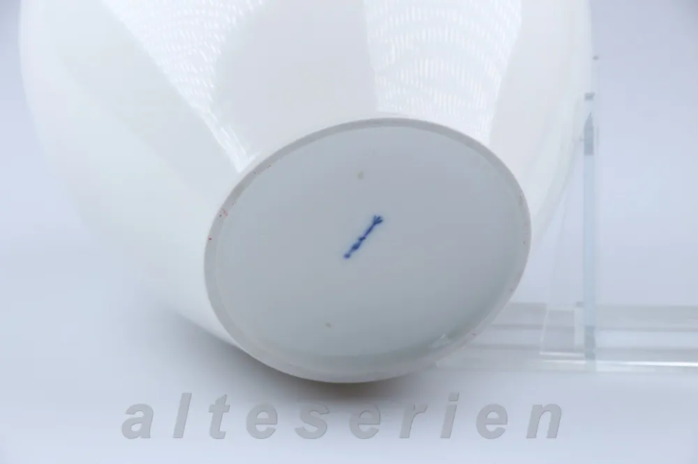 Vase Eiform 0 II. Wahl