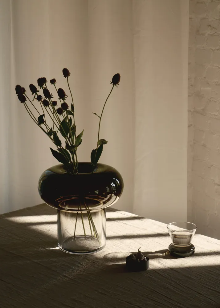Vase ORIO schwarzes Glas mundgeblasen