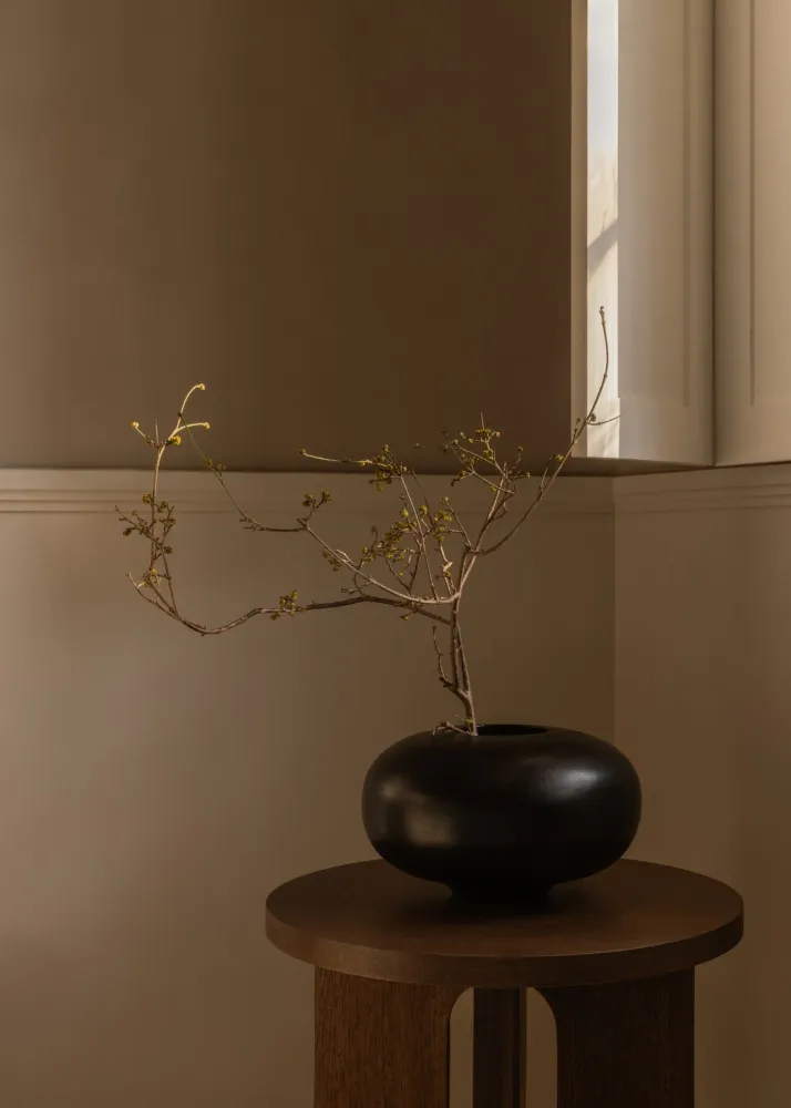 Vase SURROUND aus Mango-Holz