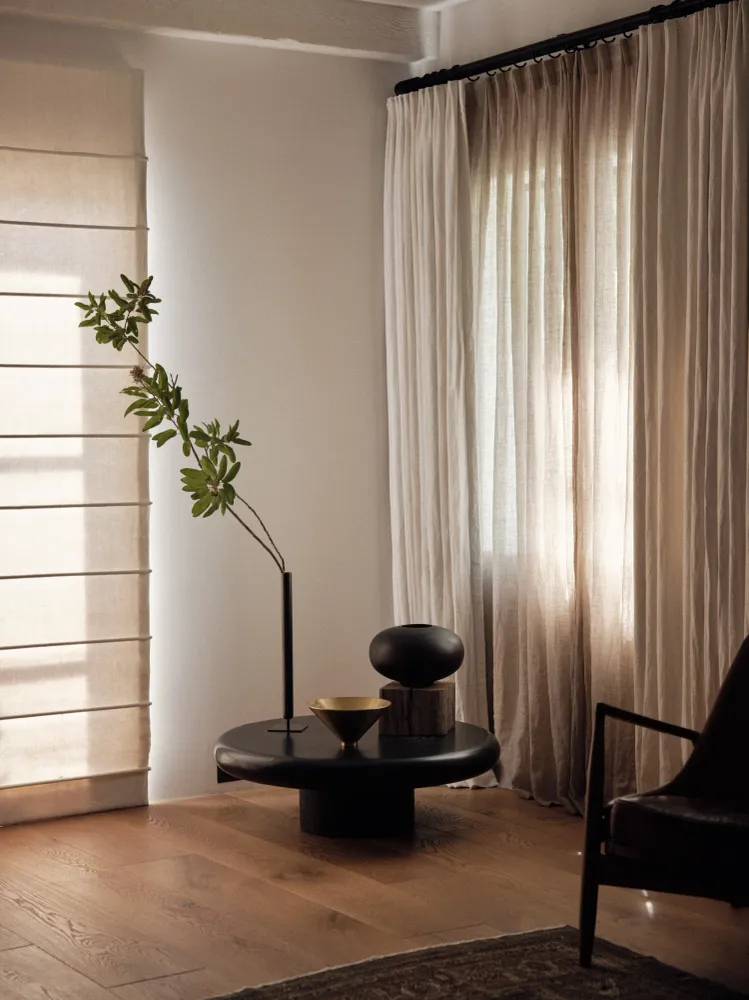Vase SURROUND aus Mango-Holz