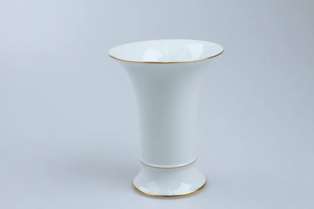 Vase Trichtervase Lila Blumenmalerei