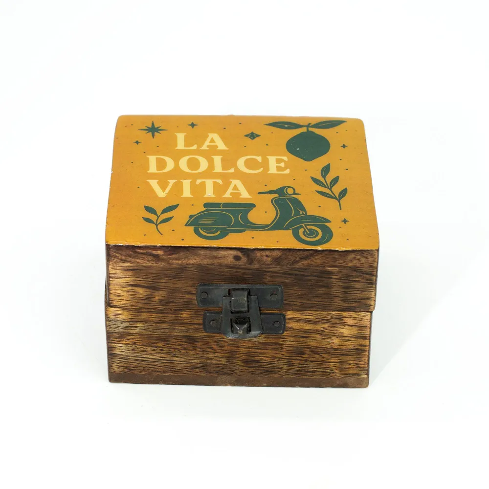 Kleine emaillierte Schachtel – La Dolce Vita