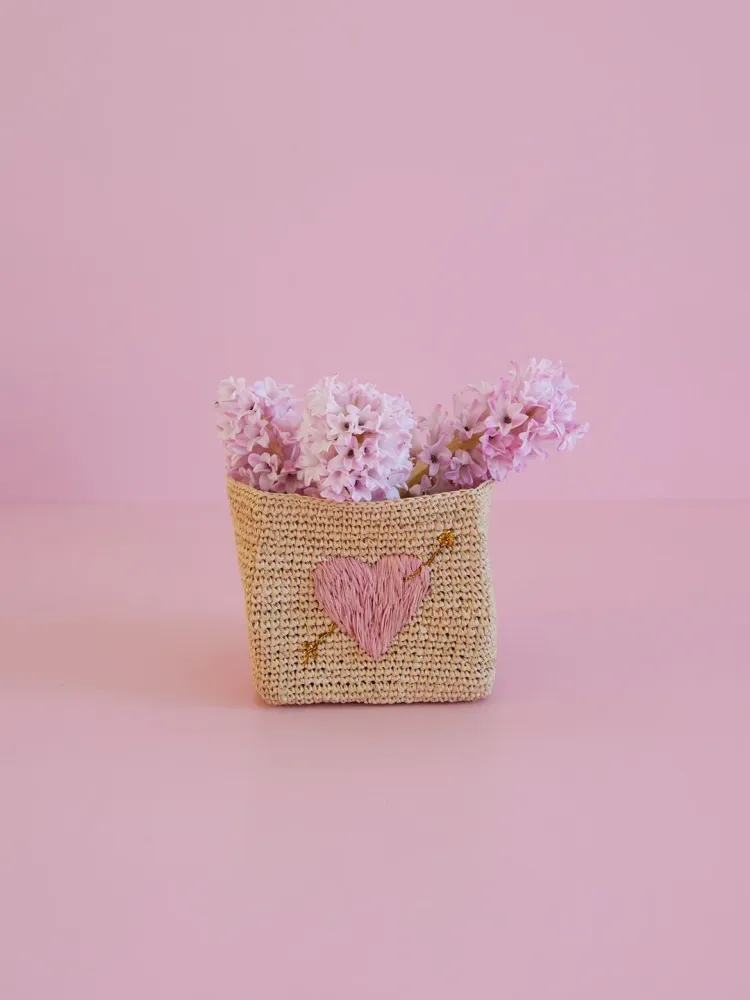 Kleine Quadratisch Raffia Aufbewahrungskorb - Natürlich - Pink Heart Embroidery