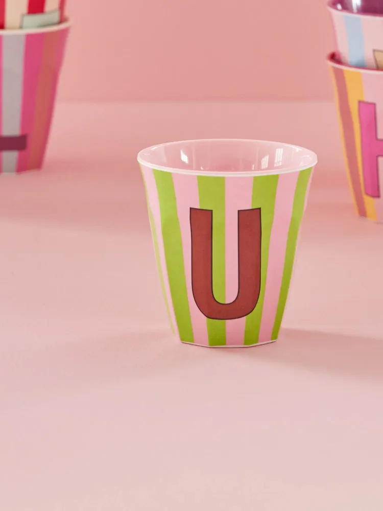 Mittelgroße Buchstabenbecher - Pink - U - Stripes