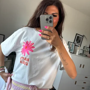 T-Shirt "Happy Vibes"