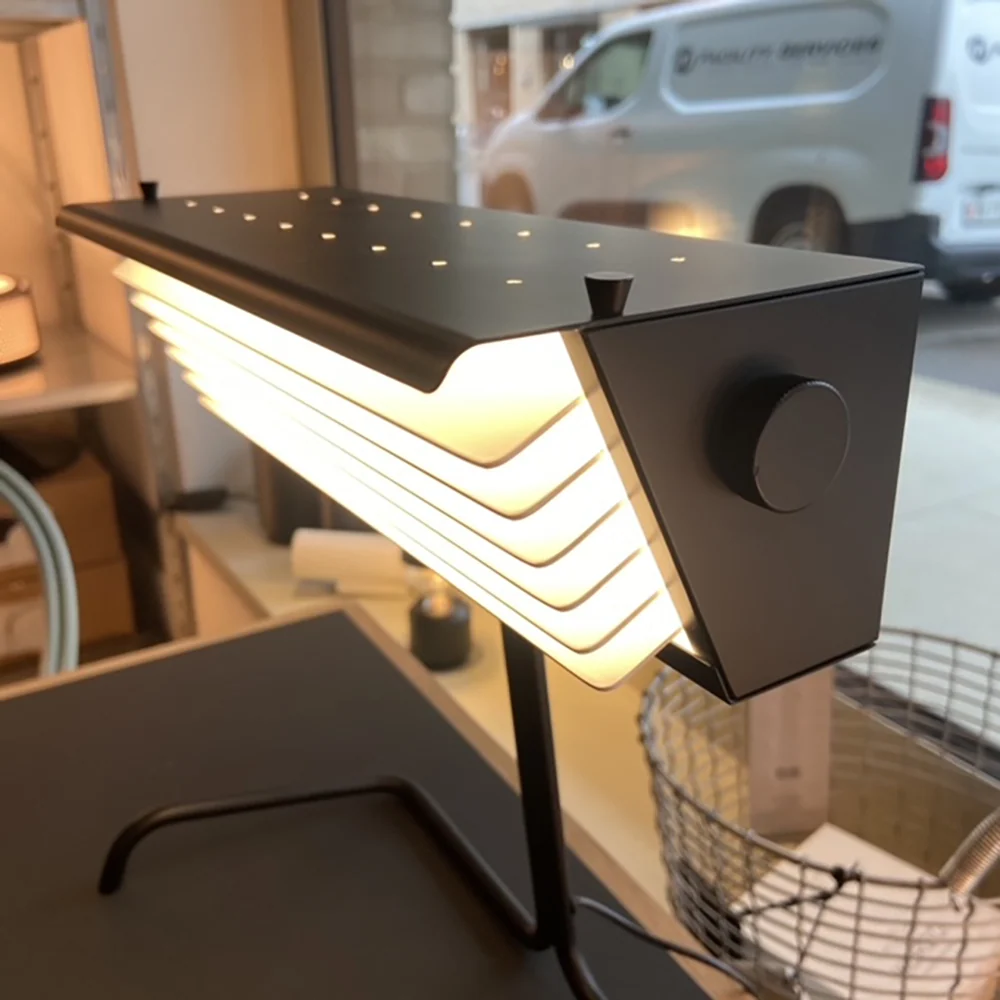 BINY TABLE 231 – TISCHLAMPE (EINZELSTÜCK)