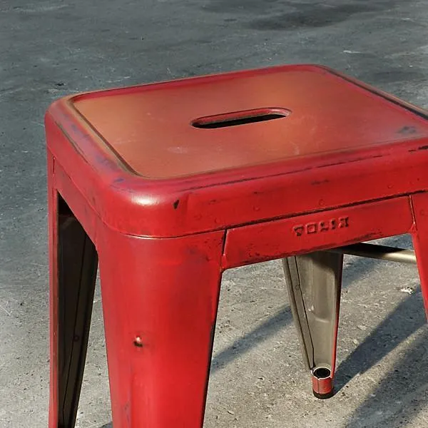 HOCKER H45 RAW PATINIERT ROT (EINZELSTÜCK)