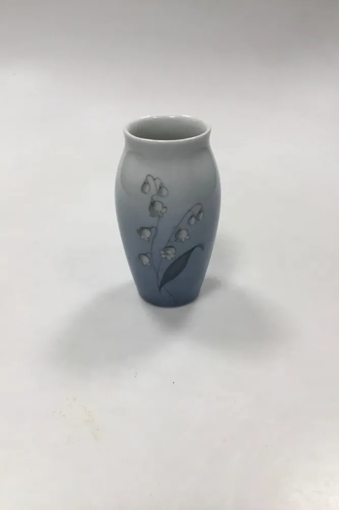 Bing & Grondahl Jugendstil-Vase mit Maiglöckchen Nr. 157 / 5255