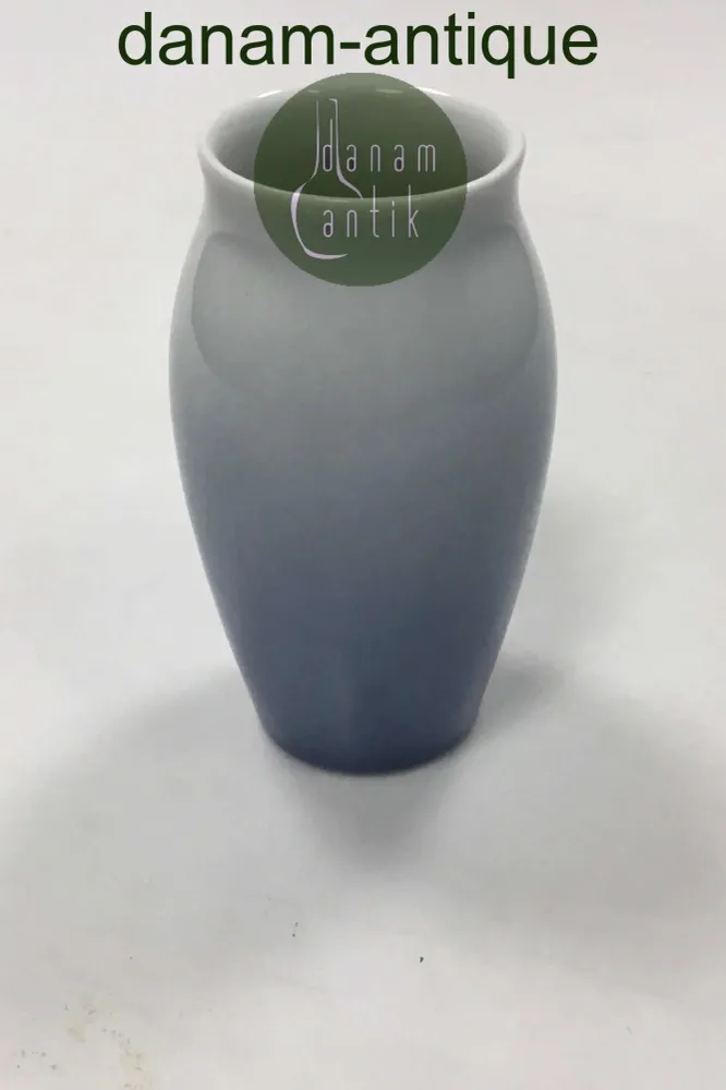 Bing & Grondahl Jugendstil-Vase mit Maiglöckchen Nr. 157 / 5255