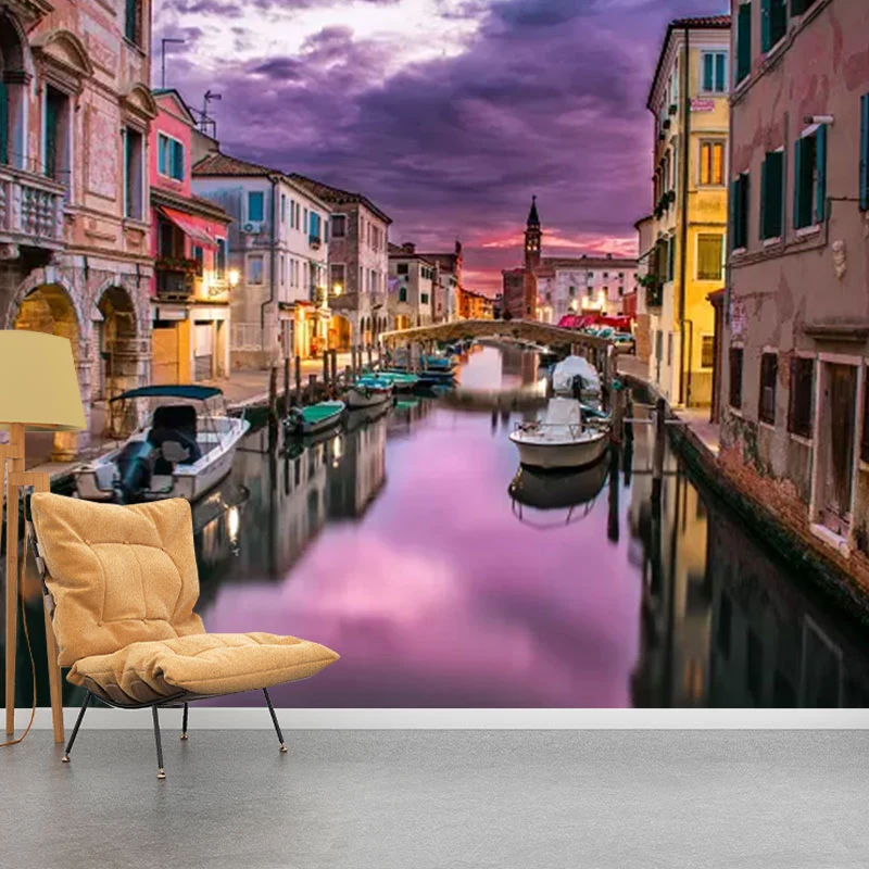 Riesige minimalistische Wandtapete im Fotostil für die Inneneinrichtung mit Venedig-Design Lila Clearhalo