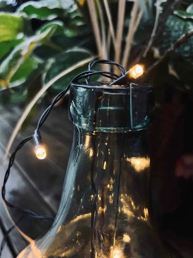 Flasche aus alten Autoscheiben – Mittel