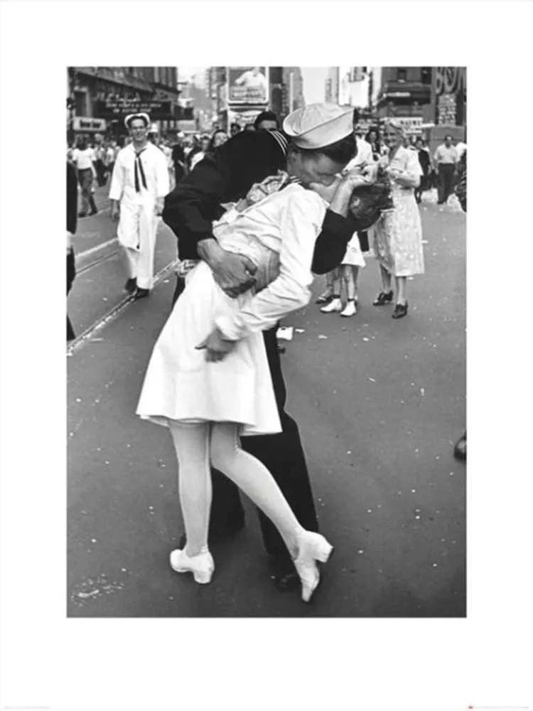 Kunstdruck Time Life - War Time Kiss 60x80cm