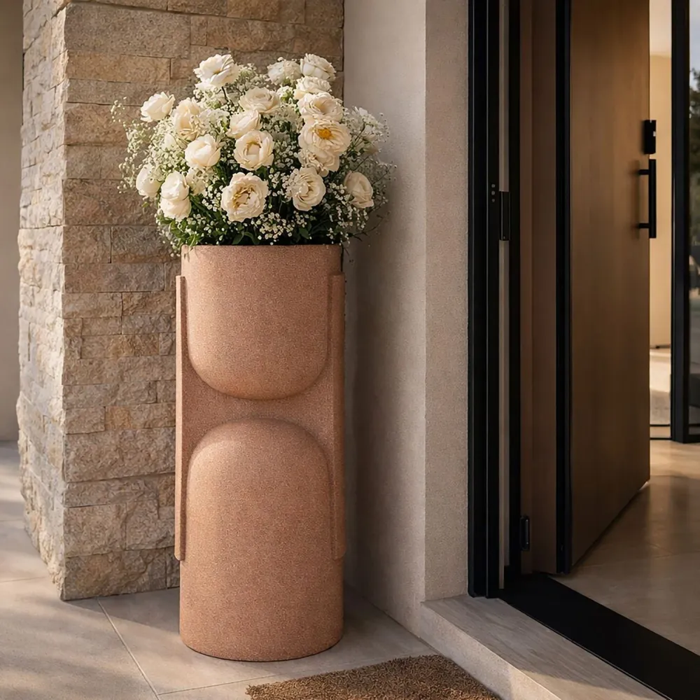 Mauro Ferrettinui Outdoor-Vasenhalter aus Polyresin