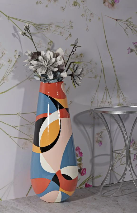 Moderne Harzvase mit markanten geometrischen Formen Mauro Ferretti