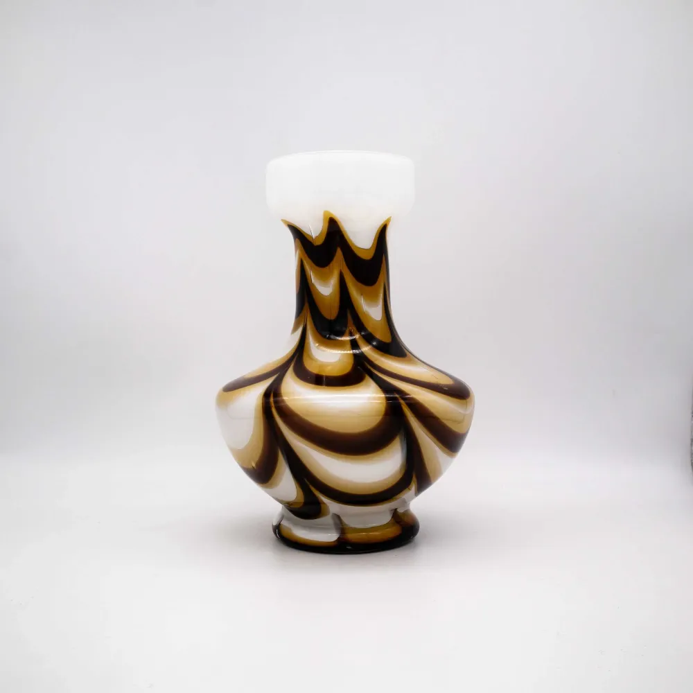 Vintage Vase Opaline Florence braun-weiß