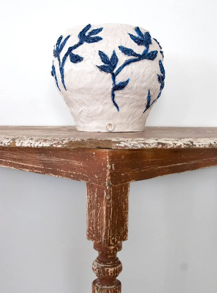 Vintage Vase Vaso da Fiori weiß mit blauen Blumendekorationen