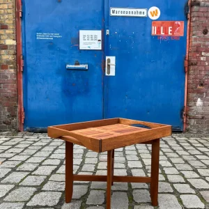 Klappbarer Beistelltisch Teak mit Tablett