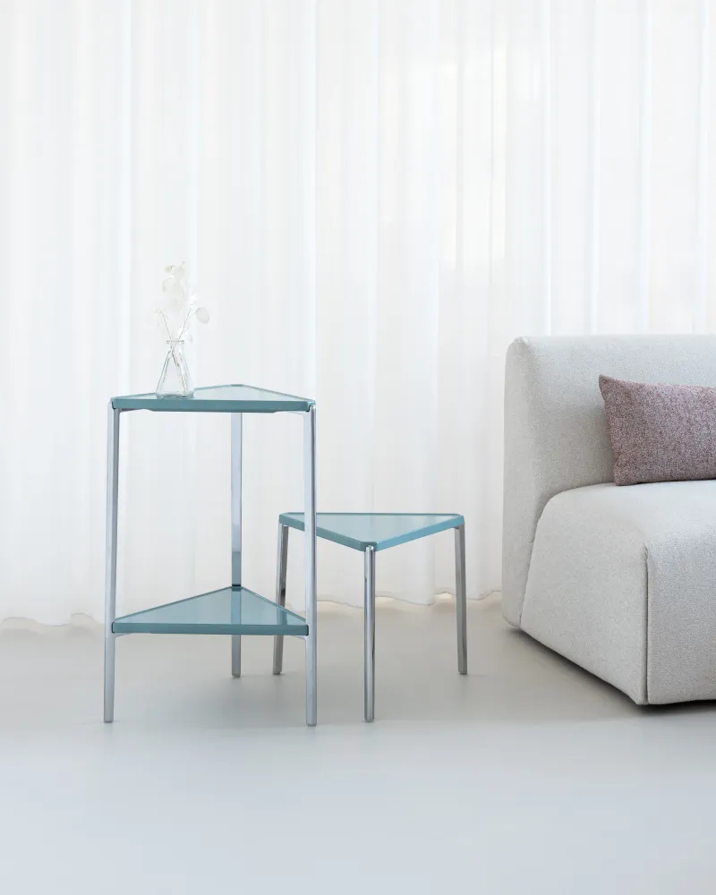 TAMBOUR Beistelltisch blauer Beton